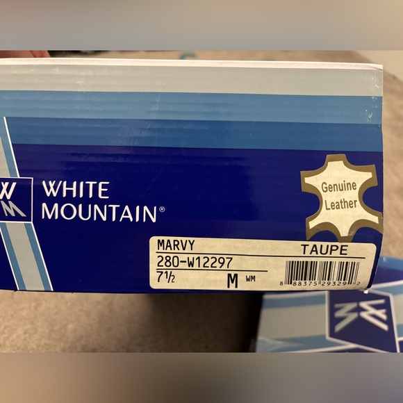 White Mountain Marvy Taupe Genuine Leather Peep Toe Wedge Shoes – Size 7.5M - Picture 7 of 7